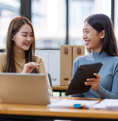 HR professionals managing payroll, staffing and employee solutions in Singapore